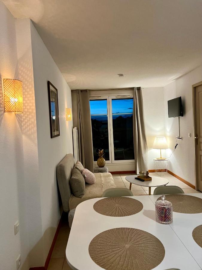Chez Suzette-Residence-Piscine-Sauna 레베느와 외부 사진